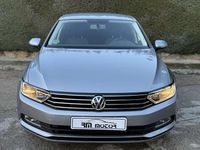 Usado VW Passat Advance 150 CV (110 kW) 2019 Gris / plata Berlina