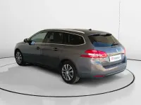 Usado Peugeot 308 Allure 131 CV (96 kW) 2021 Gris Familiar