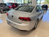 Usado VW Passat Business 150 CV (110 kW) 2020 Gris Berlina