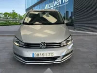 Usado VW Touran Advance 150 CV (110 kW) 2022 Gris / plata Monovolumen