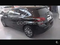 Usado Peugeot 308 Allure 130 CV (95 kW) 2021 Negro Berlina