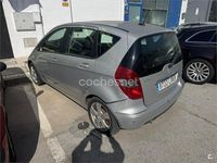 Usado Mercedes A180 Classic 109 CV (80 kW) 2009 Gris / plata Monovolumen