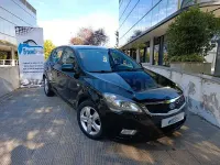 Usado Kia Ceed Active 126 CV (92 kW) 2010 Negro Utilitario