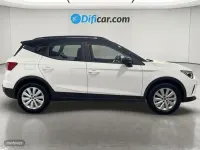 Usado Seat Arona Reference 95 CV (69 kW) 2024 Blanco SUV