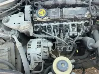 Usado Renault Laguna 95 CV (69 kW) 1997 Verde Berlina