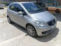 Käytetty Mercedes A180 Avantgarde 109 HP (80 kW) 2010 Harmaa Tila-auto