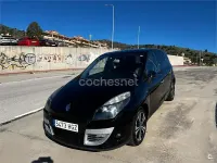 Usado Renault Scénic Bose Edition 130 CV (95 kW) 2011 Negro Monovolumen
