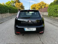 Usado Fiat Punto Easy 69 CV (50 kW) 2014 Negro Utilitario