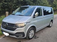 Usado VW Caravelle 204 CV (150 kW) 2022 Gris / plata Van