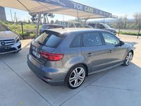 Usado Audi A3 S-Line 150 CV (110 kW) 2019 Gris / plata Berlina