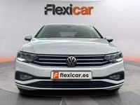 Usado VW Passat 122 CV (89 kW) 2020 Gris Berlina