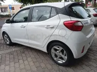 Usado Hyundai i10 67 CV (49 kW) 2023 Blanco Utilitario