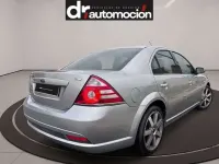 Usado Ford Mondeo Titanium X 131 CV (96 kW) 2006 Gris Berlina