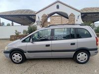 Usado Opel Zafira Comfort 100 CV (73 kW) 2001 Gris / plata Monovolumen