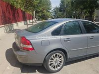 Usado Volvo S40 Momentum 140 CV (102 kW) 2004 Gris / plata Berlina