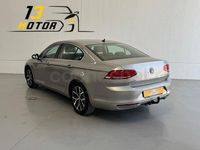 Begagnad VW Passat Advance 150 HK (110 kW) 2015 Grå Sedan