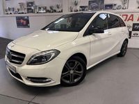 Usado Mercedes B200 156 CV (114 kW) 2014 Blanco Monovolumen