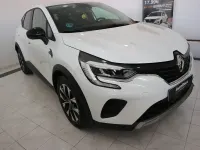 Usado Renault Captur Equilibre 100 CV (73 kW) 2023 Blanco SUV