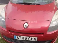 Usado Renault Grand Scénic II Dynamique 130 CV (95 kW) 2009 Granate Monovolumen