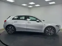 Usado Mercedes A250 220 CV (161 kW) 2021 Gris Berlina