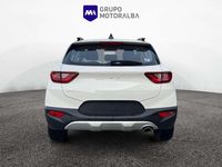 Usado Kia Stonic 79 CV (58 kW) 2024 Blanco SUV