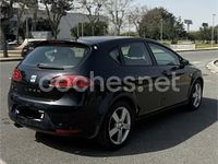 Usado Seat Leon Sport 140 CV (102 kW) 2006 Negro Utilitario