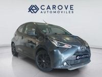 Usado Toyota Aygo X-play 72 CV (52 kW) 2019 Gris / plata Utilitario