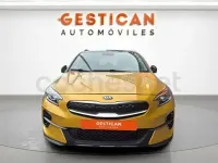 Usado Kia XCeed 141 CV (103 kW) 2022 Amarillo SUV