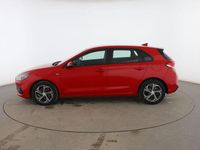 Usado Hyundai i30 120 CV (88 kW) 2022 Rojo Utilitario