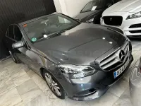 Usado Mercedes E220 Avantgarde 170 CV (125 kW) 2015 Gris / plata Berlina