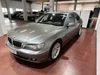 Usado BMW 750 367 CV (269 kW) 2006 Gris Berlina
