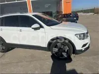 Usado VW Tiguan Advance 150 CV (110 kW) 2018 Blanco SUV