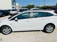 Usado Opel Astra Business 110 CV (80 kW) 2018 Blanco Familiar