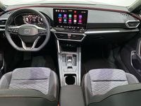 Usado Seat Leon FR 150 CV (110 kW) 2024 Rojo Familiar