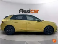 Usado Opel Astra 130 CV (95 kW) 2022 Amarillo Utilitario