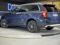 Usado Volvo XC90 Momentum 235 CV (172 kW) 2021 Gris / plata SUV