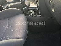 Usado Renault Clio II Expression 80 CV (58 kW) 2004 Gris / plata Berlina