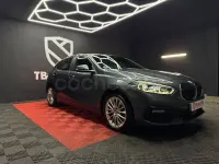 Usado BMW 118 140 CV (102 kW) 2020 Gris / plata Utilitario