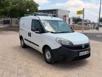 Usado Fiat Doblò 95 CV (69 kW) 2016 Blanco Monovolumen