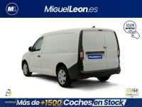 Usado VW Caddy Maxi 102 CV (75 kW) 2023 Blanco Monovolumen