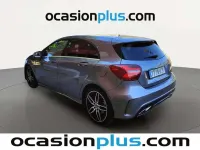 Usado Mercedes A180 122 CV (89 kW) 2018 Gris Utilitario