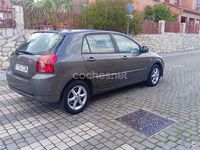 Usado Toyota Corolla Sol 116 CV (85 kW) 2004 Gris / plata Berlina