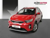 Usado Kia Stonic 79 CV (58 kW) 2025 Rojo SUV