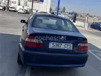 Usado BMW 318 143 CV (105 kW) 2004 Azul Berlina