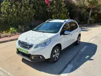 Usado Peugeot 2008 Style 100 CV (73 kW) 2016 Blanco SUV