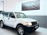 Usado Mitsubishi Montero 160 CV (117 kW) 2002 Gris / plata SUV