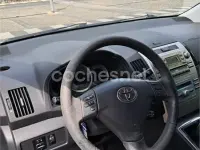 Usado Toyota Corolla Verso Sol 116 CV (85 kW) 2004 Gris / plata Monovolumen