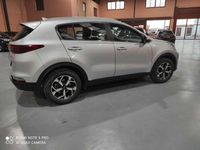 Usado Kia Sportage 136 CV (100 kW) 2022 Gris SUV