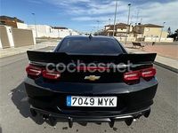 Usado Chevrolet Camaro 432 CV (317 kW) 2015 Negro Coupe