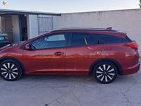 Usado Honda Civic Elegance 120 CV (88 kW) 2015 Granate Familiar